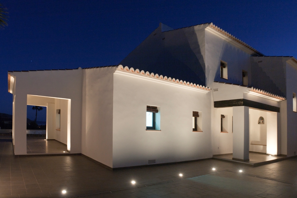 Belle villa de style méditerranéen avec vue à Moraira