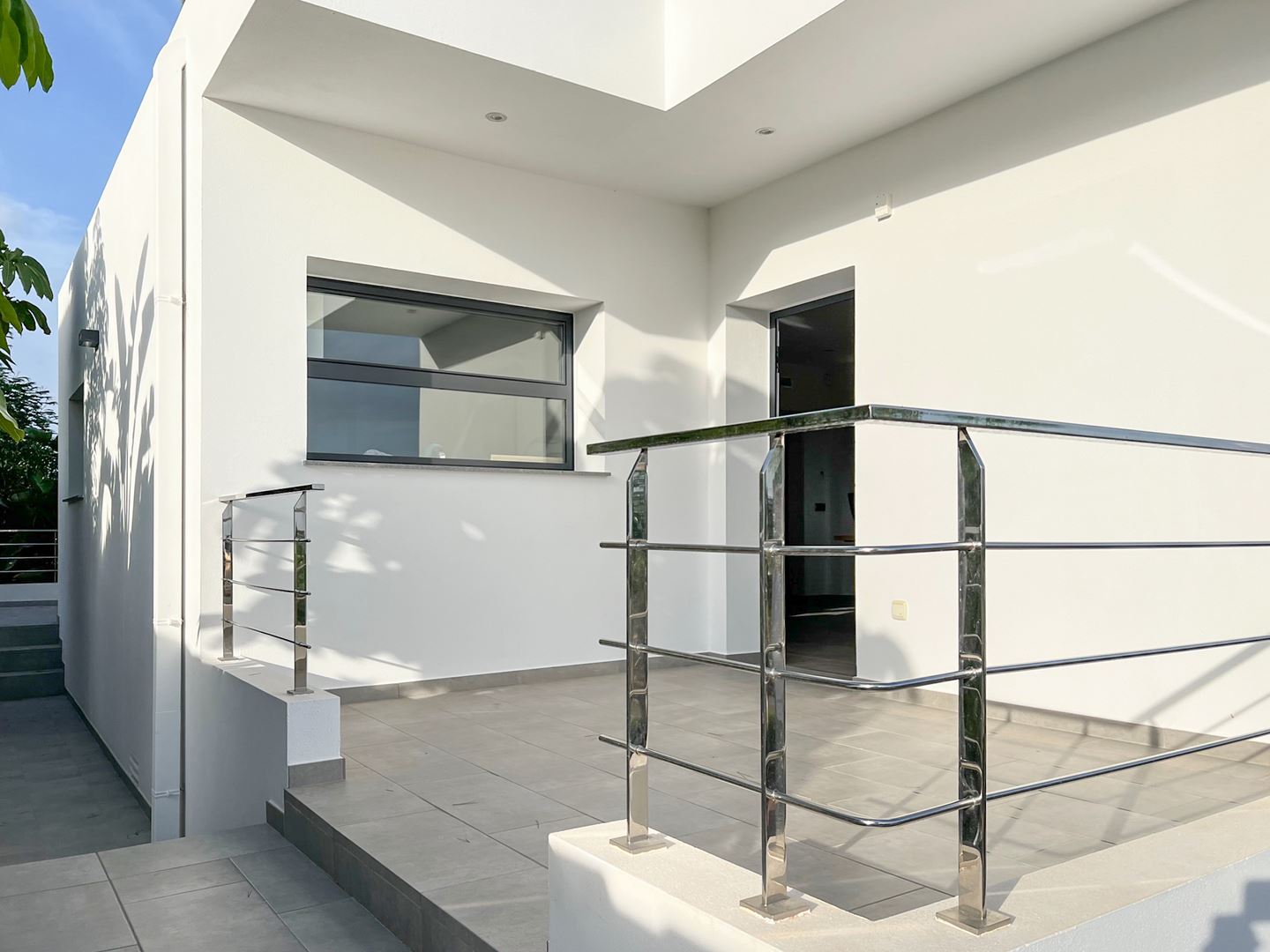 Villa moderna con vistas al mar en venta en La Sabatera Moraira